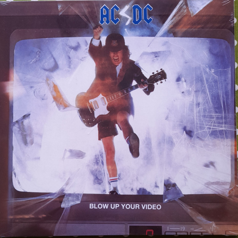 AC/DC – Blow Up Your Video